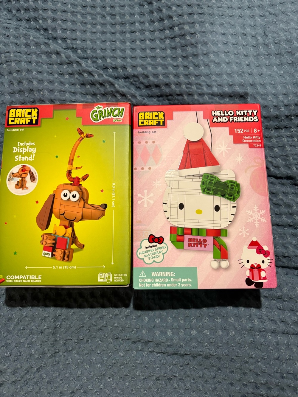 BrickCraft Christmas Grinch & Hello Kitty Brick Figures - Picture 4 of 4